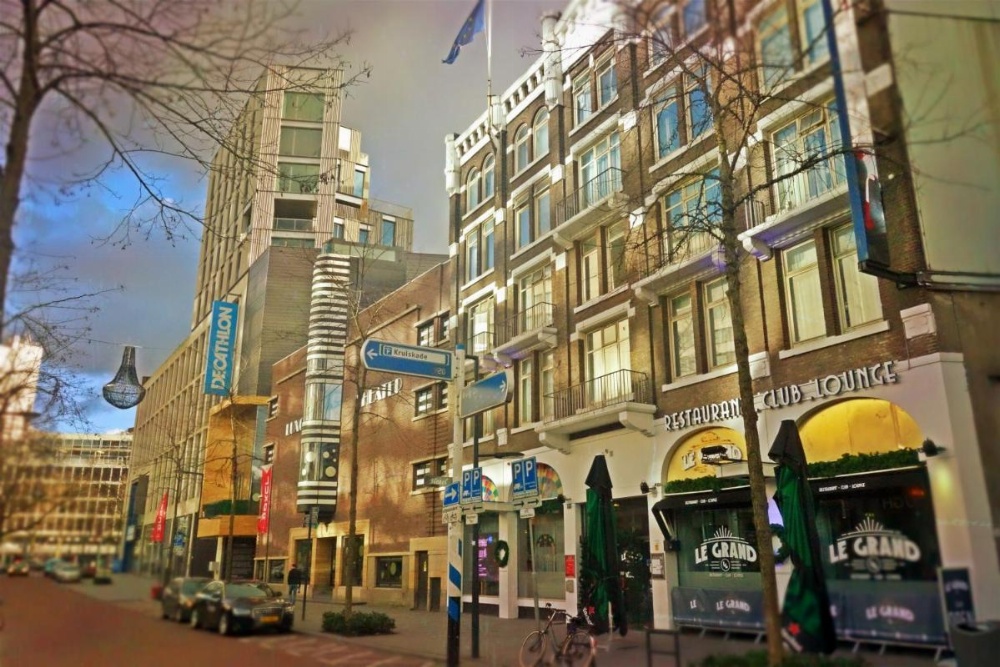 Grand Hotel Central Image 13