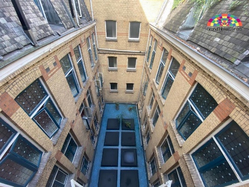 Grand Hotel Central image 50